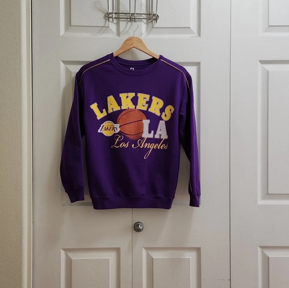 NBA Tops - NBA Women's LA Lakers Purple Graphic Sweatshirt Size XS